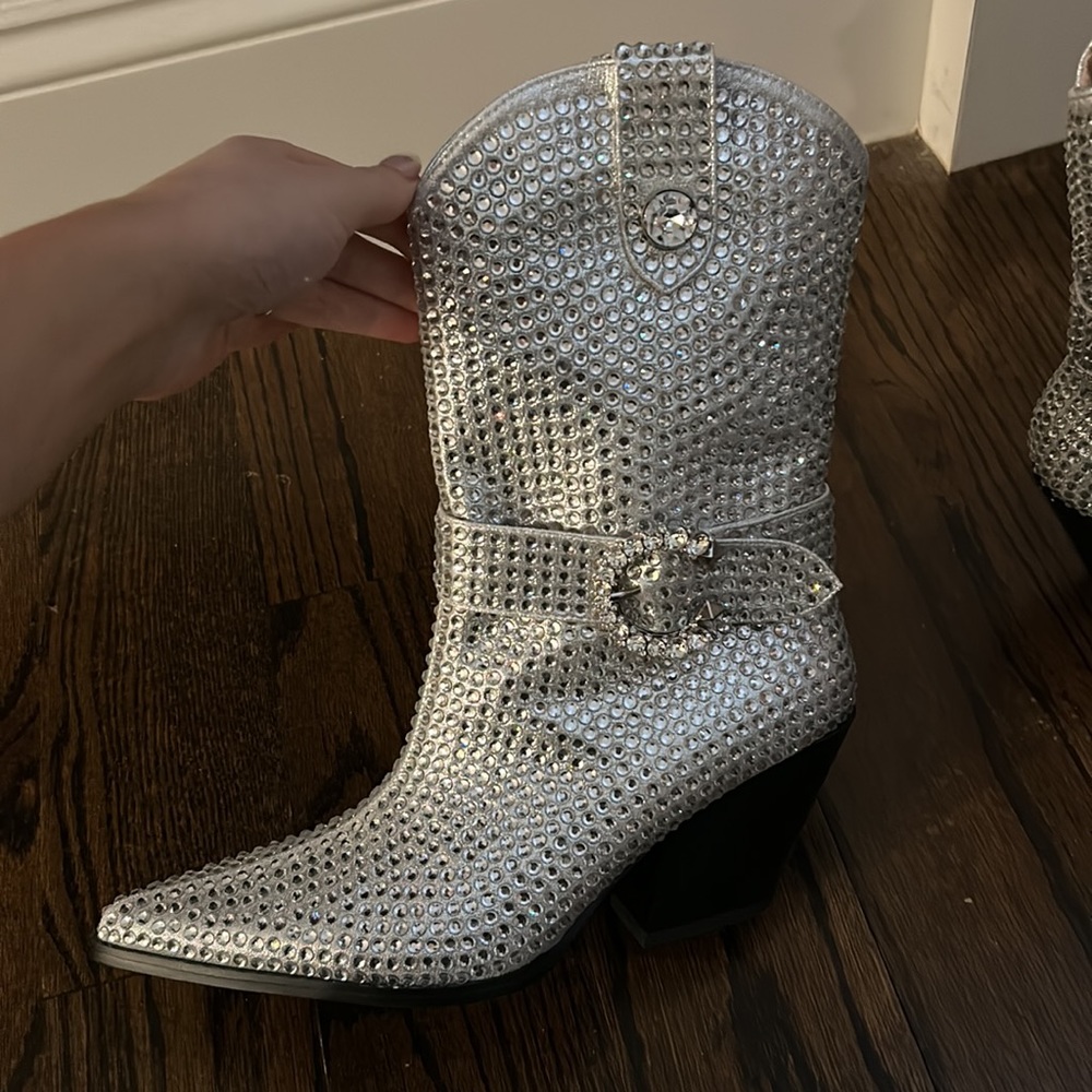 Boots - Picture 2 of 2